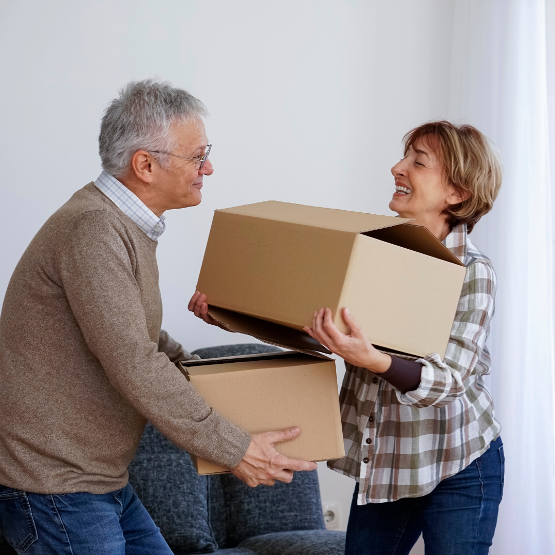 Advice to Declutter and Pack a Home in Preparation for Sale