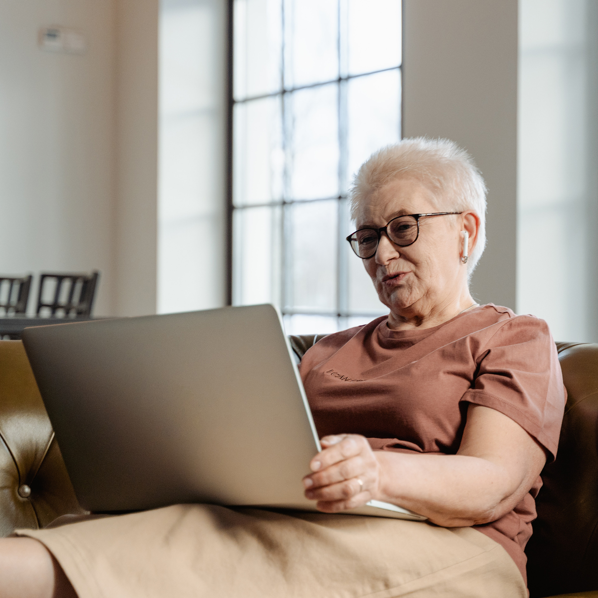 How Blue Screens Affect Eye Health